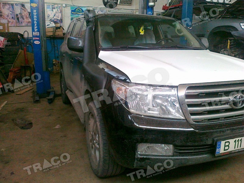 Toyota - Toyota Land Cruiser J200 @ TRACO - service auto 4x4, tuning maşini 4x4, accesorii offroad