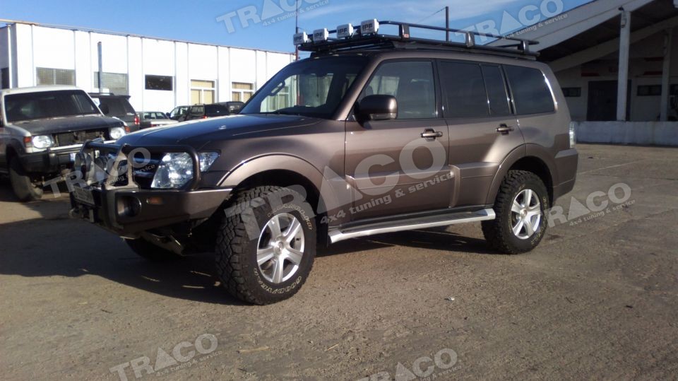 Mitsubishi - Mitsubishi V80 @ TRACO - service auto 4x4, tuning maşini 4x4, accesorii offroad