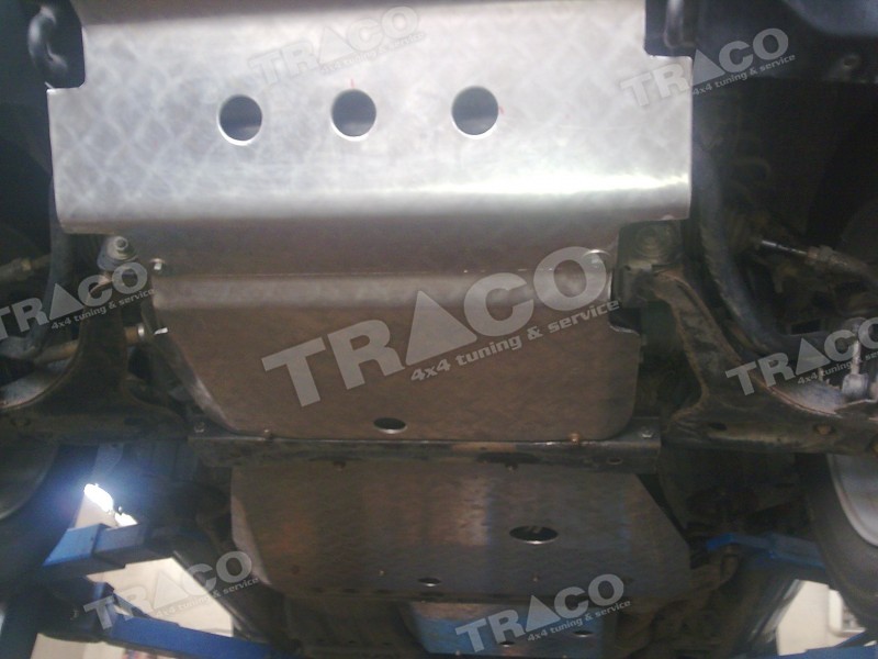Mitsubishi - Mitsubishi Pajero V60 (MK3) @ TRACO - service auto 4x4, tuning maşini 4x4, accesorii offroad