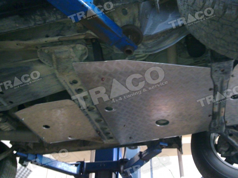 Mitsubishi - Mitsubishi Pajero V60 (MK3) @ TRACO - service auto 4x4, tuning maşini 4x4, accesorii offroad