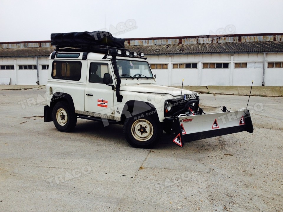 Defender - Land Rover Defender @ TRACO - service auto 4x4, tuning maşini 4x4, accesorii offroad