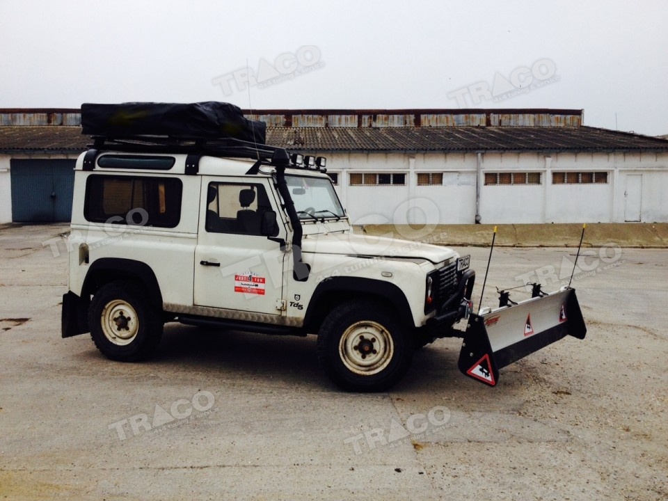 Defender - Land Rover Defender @ TRACO - service auto 4x4, tuning maşini 4x4, accesorii offroad