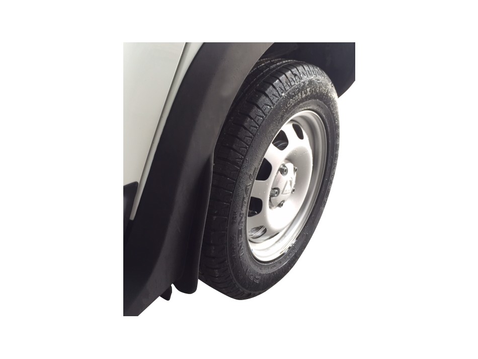 Dacia Duster - Over fender @ TRACO - service auto 4x4, tuning maşini 4x4, accesorii offroad