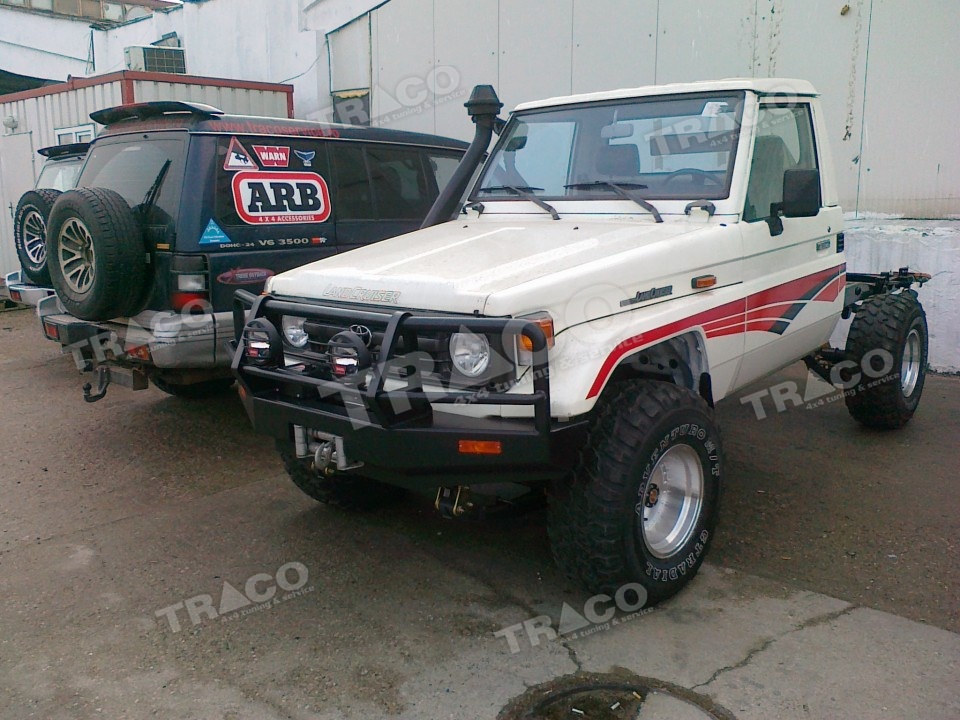 Toyota - Toyota Land Cruiser 70 @ TRACO - service auto 4x4, tuning maşini 4x4, accesorii offroad